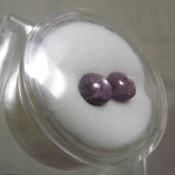 2 Genuine Authentic Star Ruby Cabochons 4.10 ct. - Picture 1 of 6